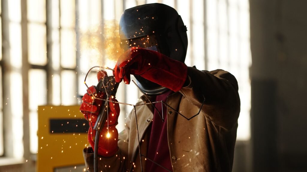 Where Can Employees Find Electrical Safety Training in Heywood, Greater Manchester?
